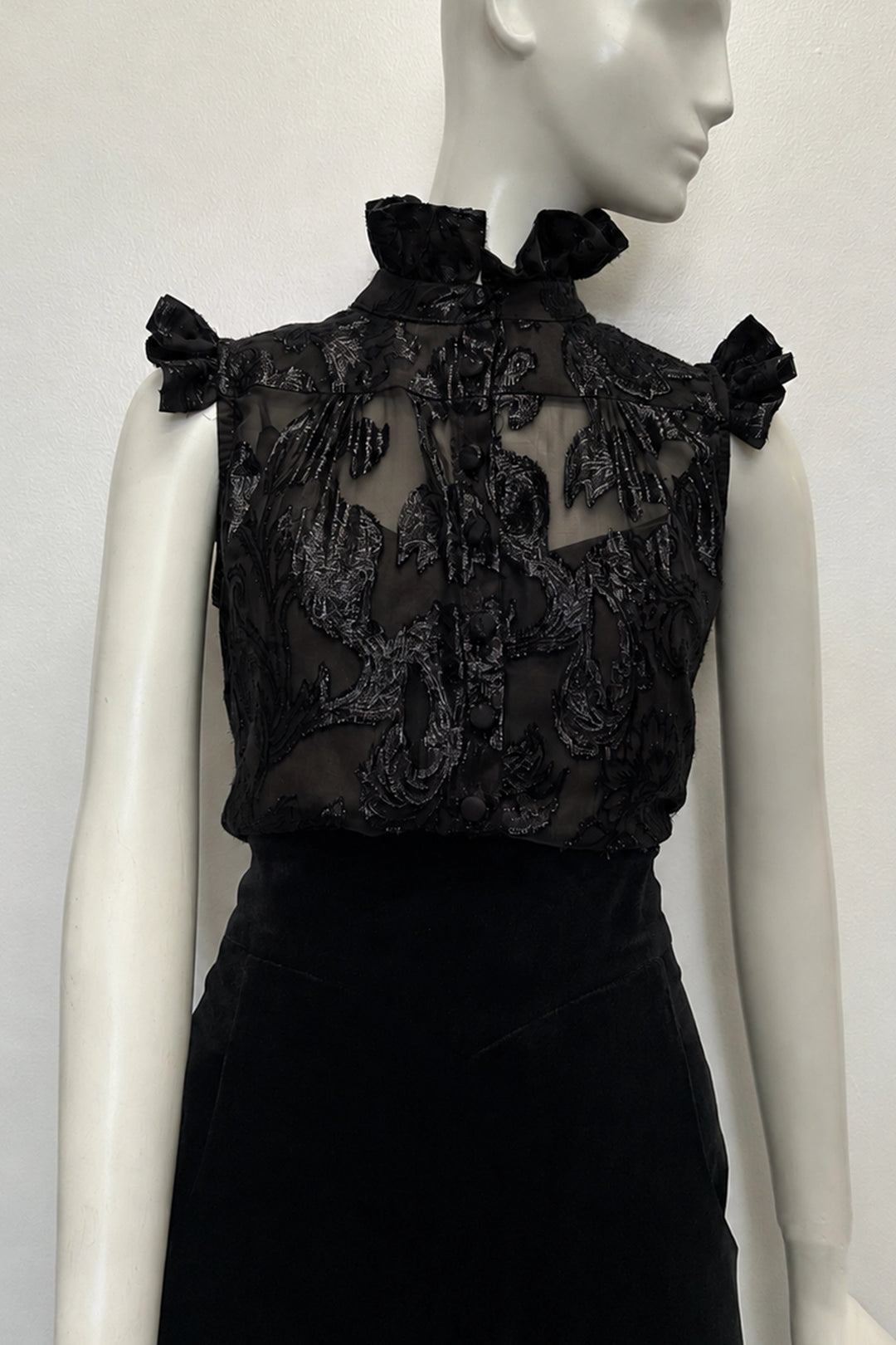 Evie Sleeveless Blouse